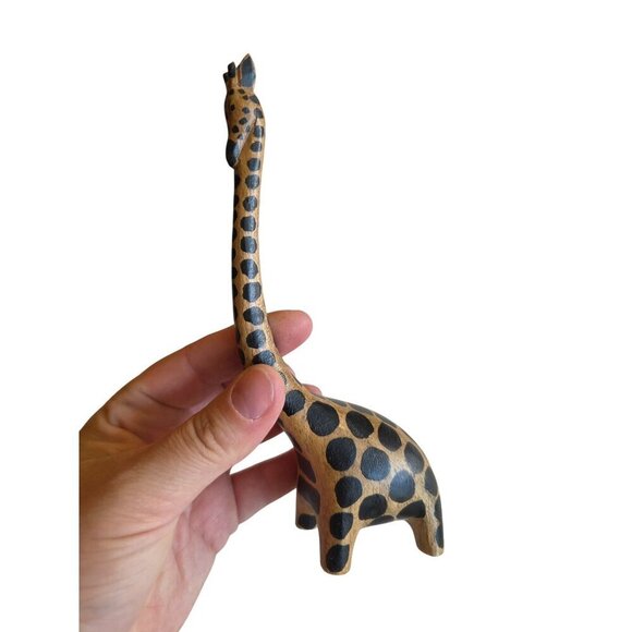 Hand-Carved Wooden Giraffe Figurine With Long Neck & Black Spots 6 Inches Tall U - Picture 9 of 16